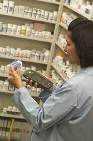 Online pharmacy. How to buy medicine on internet correctly.